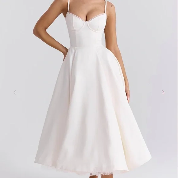 House of CB | Dresses | Mademoiselle White Tulle Midi Dress | Poshmark